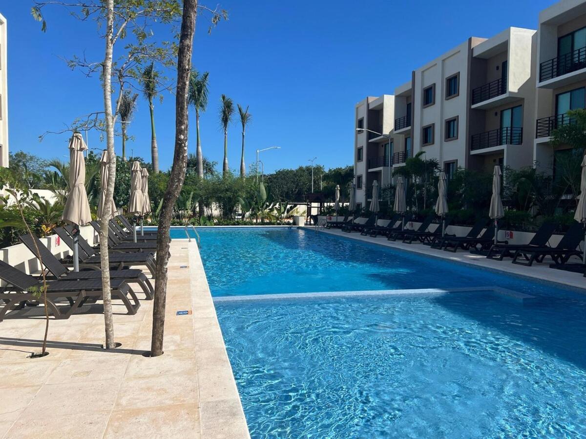Papu - Chic Condo, View, Pool, Soccer Court * Cancún