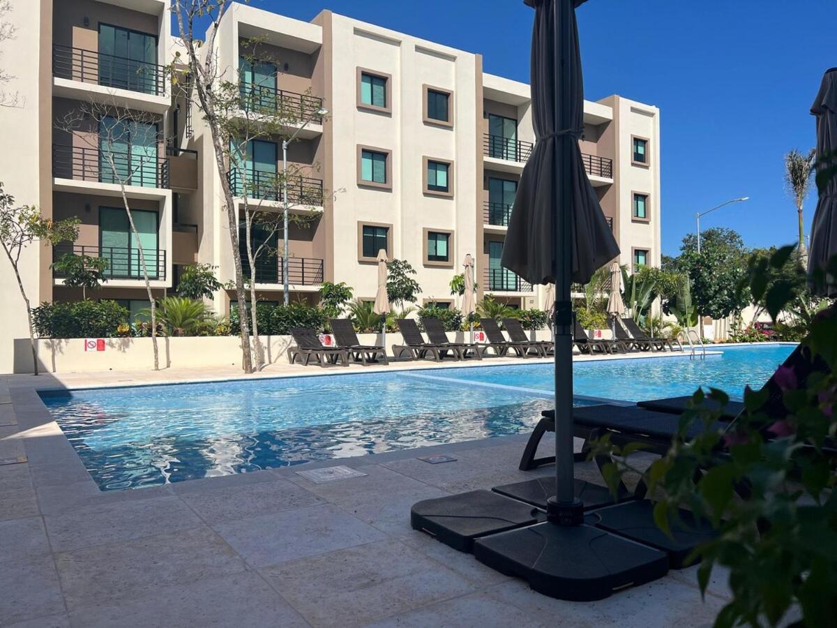 Papu - Chic Condo, View, Pool, Soccer Court Apartamento Cancún