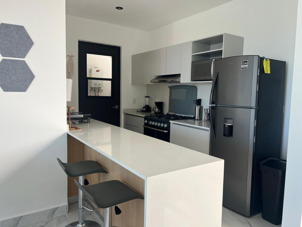 Apartamento Papu - Chic Condo, View, Pool, Soccer Court Cancún