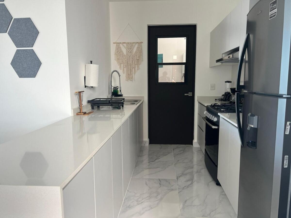 Apartamento Papu - Chic Condo, View, Pool, Soccer Court