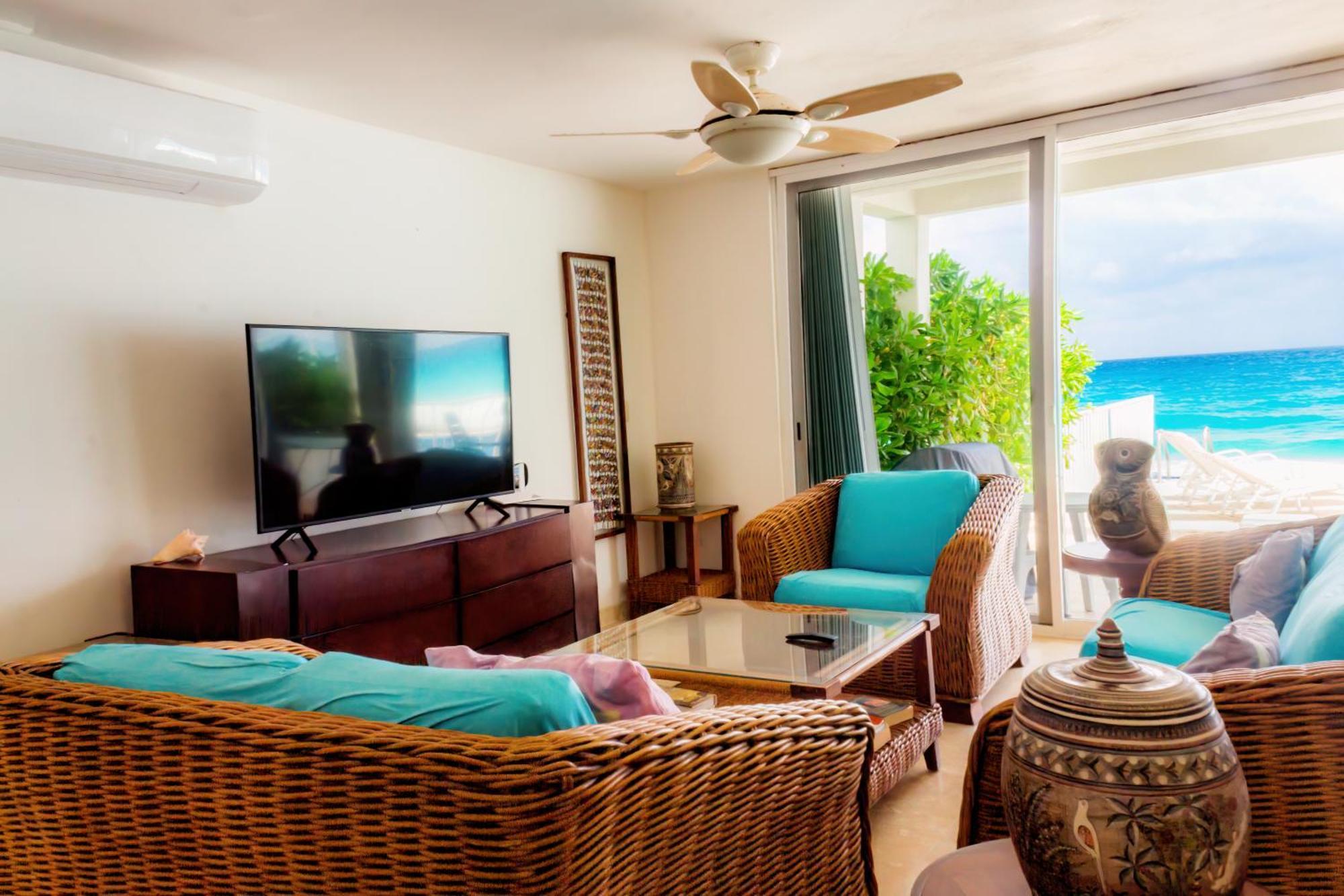 Brisas Shore - Heated Private Pool Apartamento Cancún