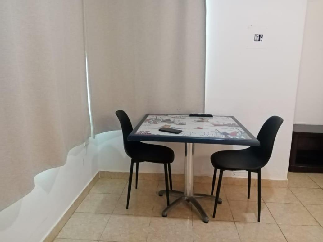 Estudios Lolbe Apartamento *