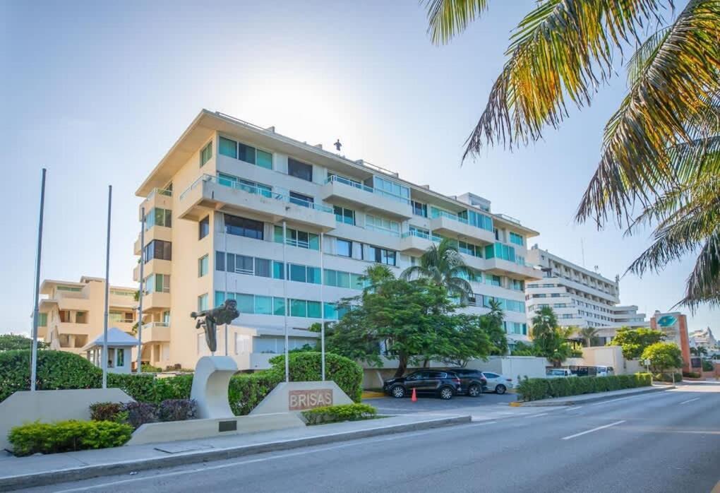 Apartamento Amplio Con Acceso A Playa - 6 Px Cancún