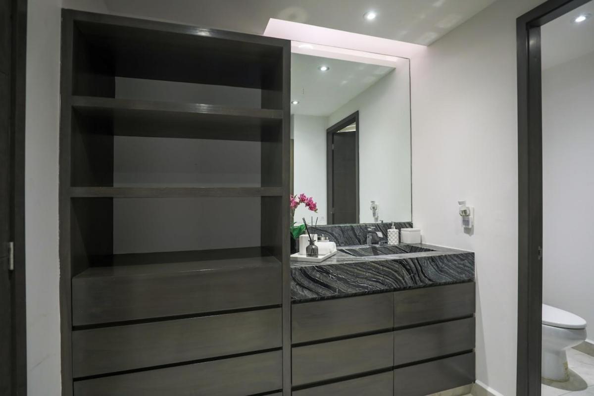 Luxury 3br Apt, Wifi 1gb, Laundry, Pools, Gym Apartamento Cancún
