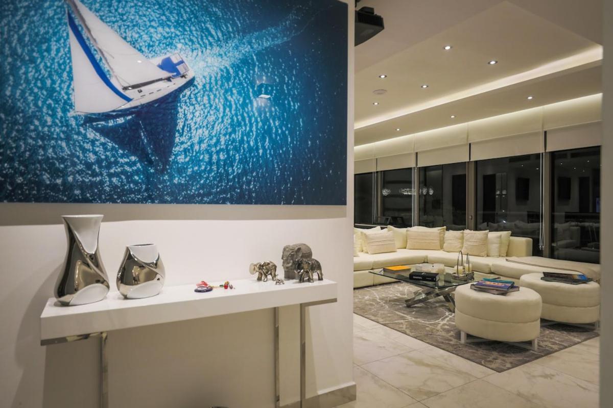 Apartamento Luxury 3br Apt, Wifi 1gb, Laundry, Pools, Gym Cancún