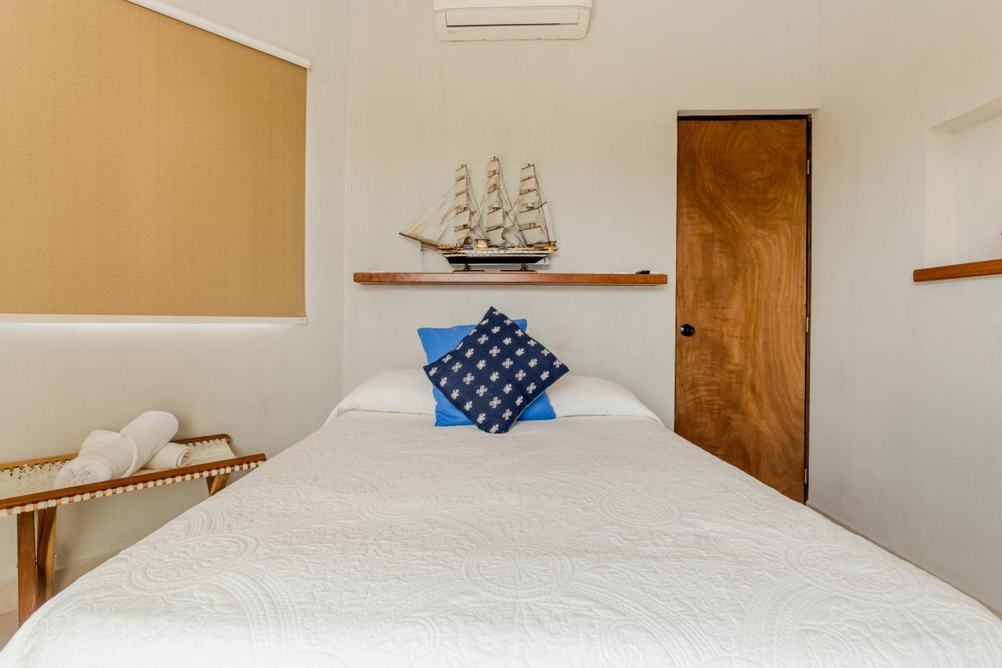 Aparthotel *casa Aluxes- Guesthouse* *
