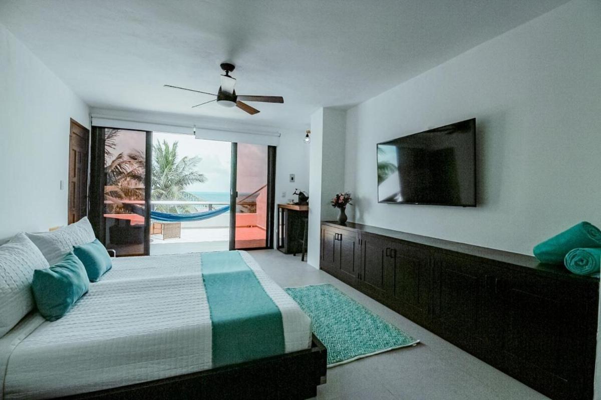 Oceanfront Private Pier Pool Garden Terrace 3br House * Cancún