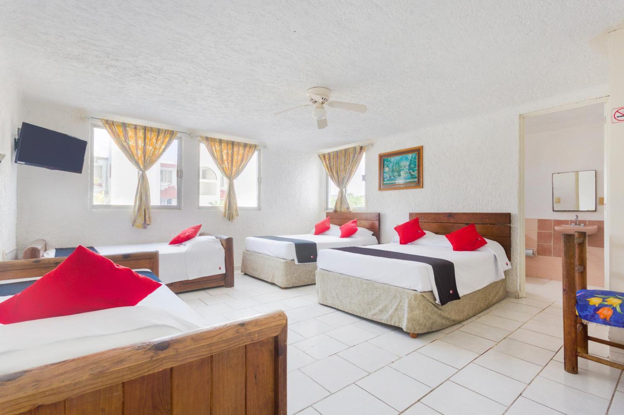 Capital O Farallon Inn, Cancún