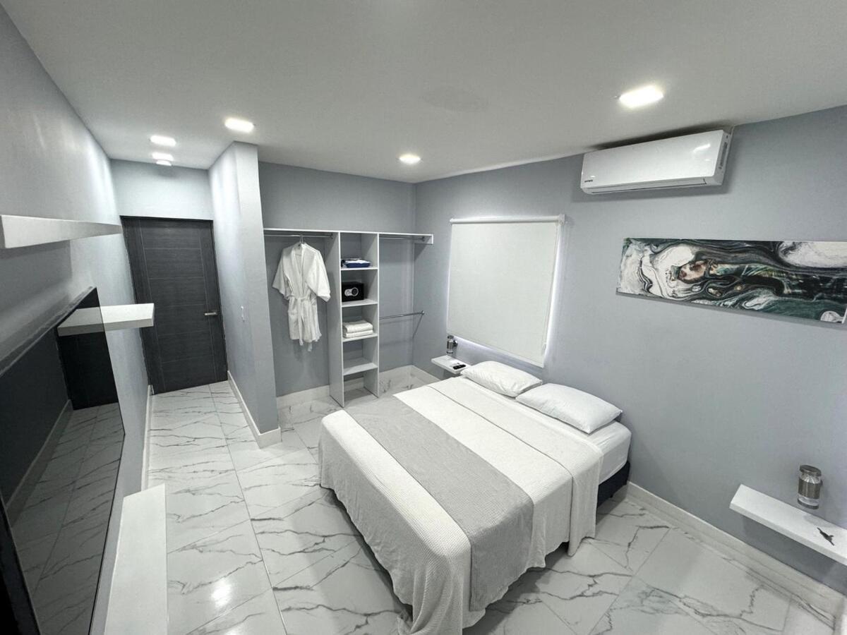 Majestic Blue Bay Of - Up To 14 Pax * Cancún
