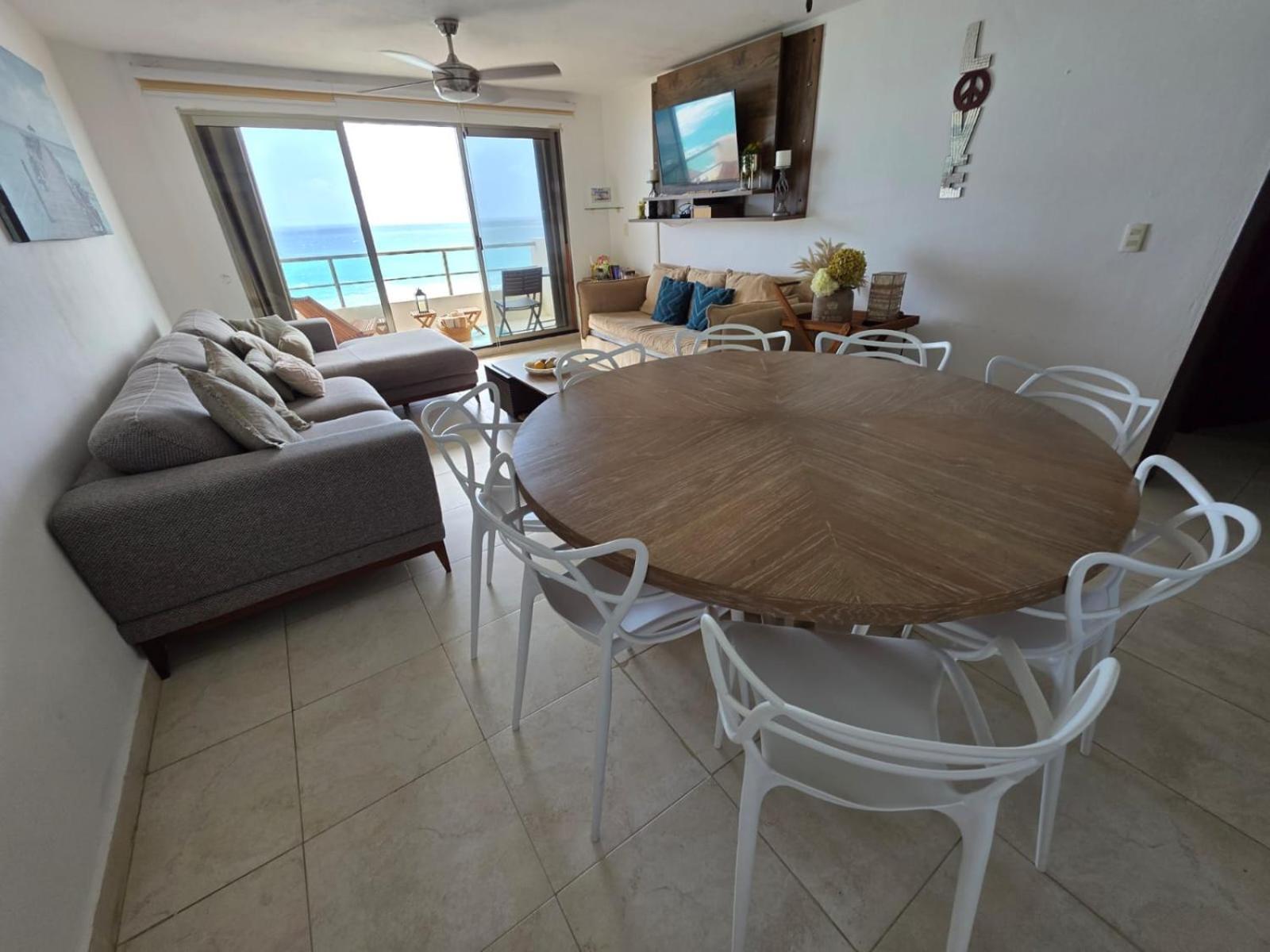 Perfect Vacation Getaway,ocean View,wifi, Apartamento Cancún