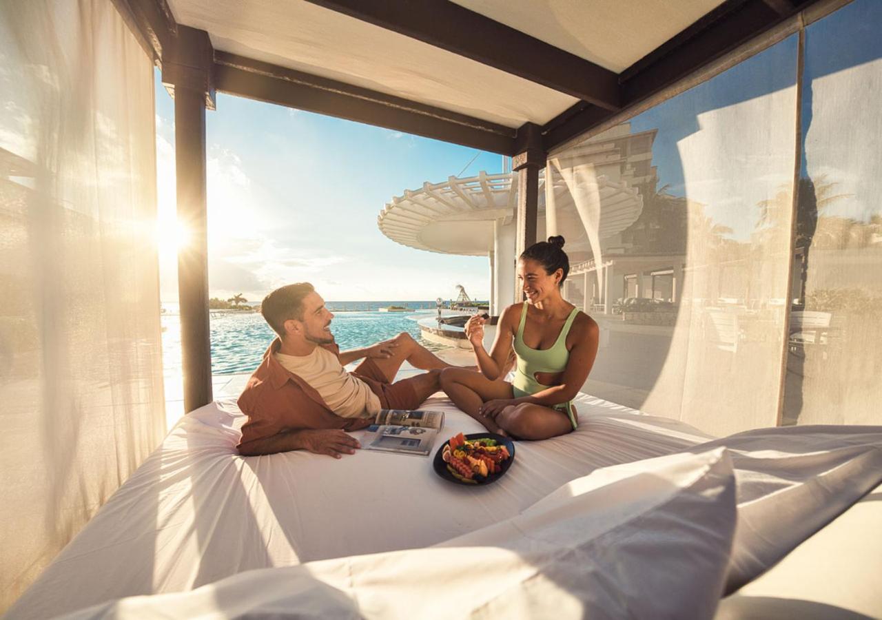 Grand Park Royal 5*