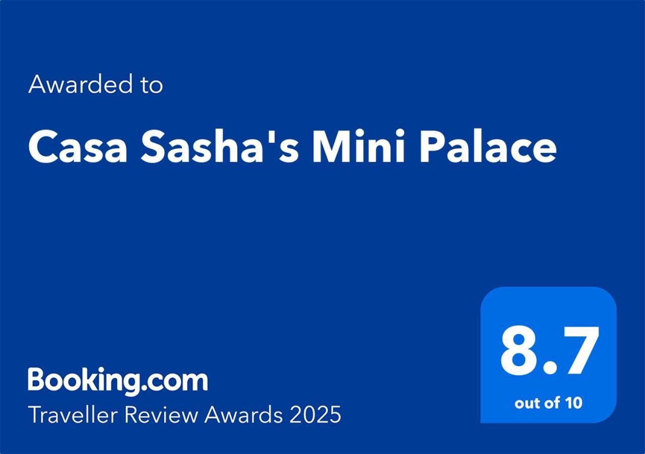 Casa Sasha's Mini Palace Bed & Breakfast Cancun