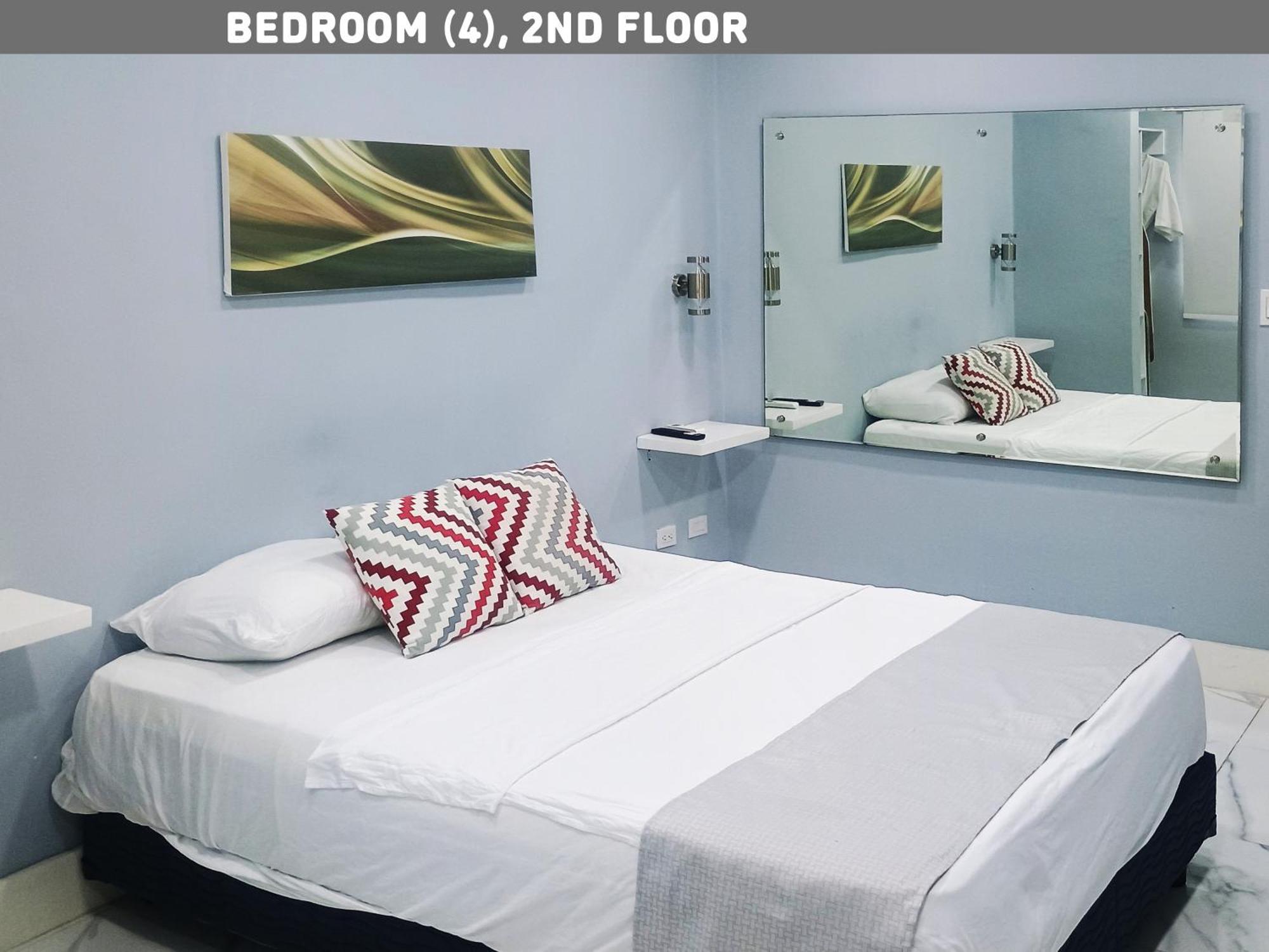 Bed and breakfast Majestic Blue Bay Of - Up To 14 Pax Cancún