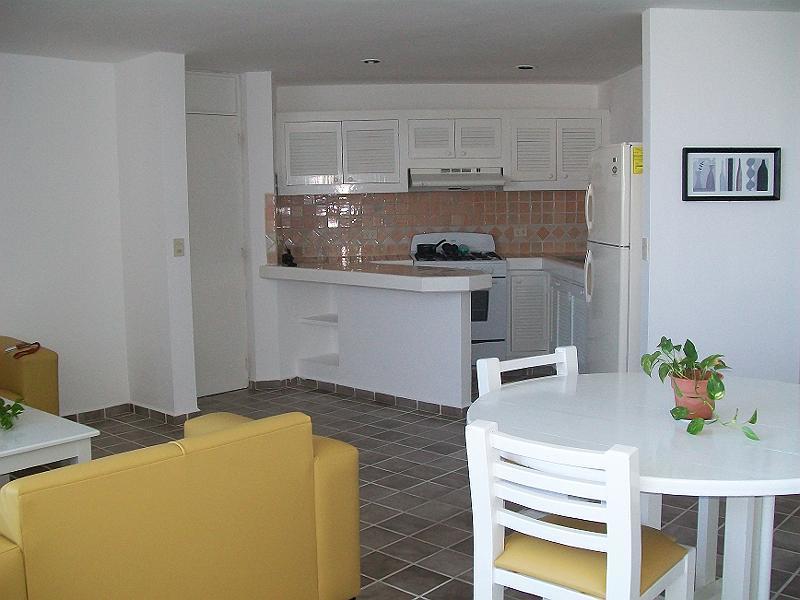 Aparthotel Gaviotas &