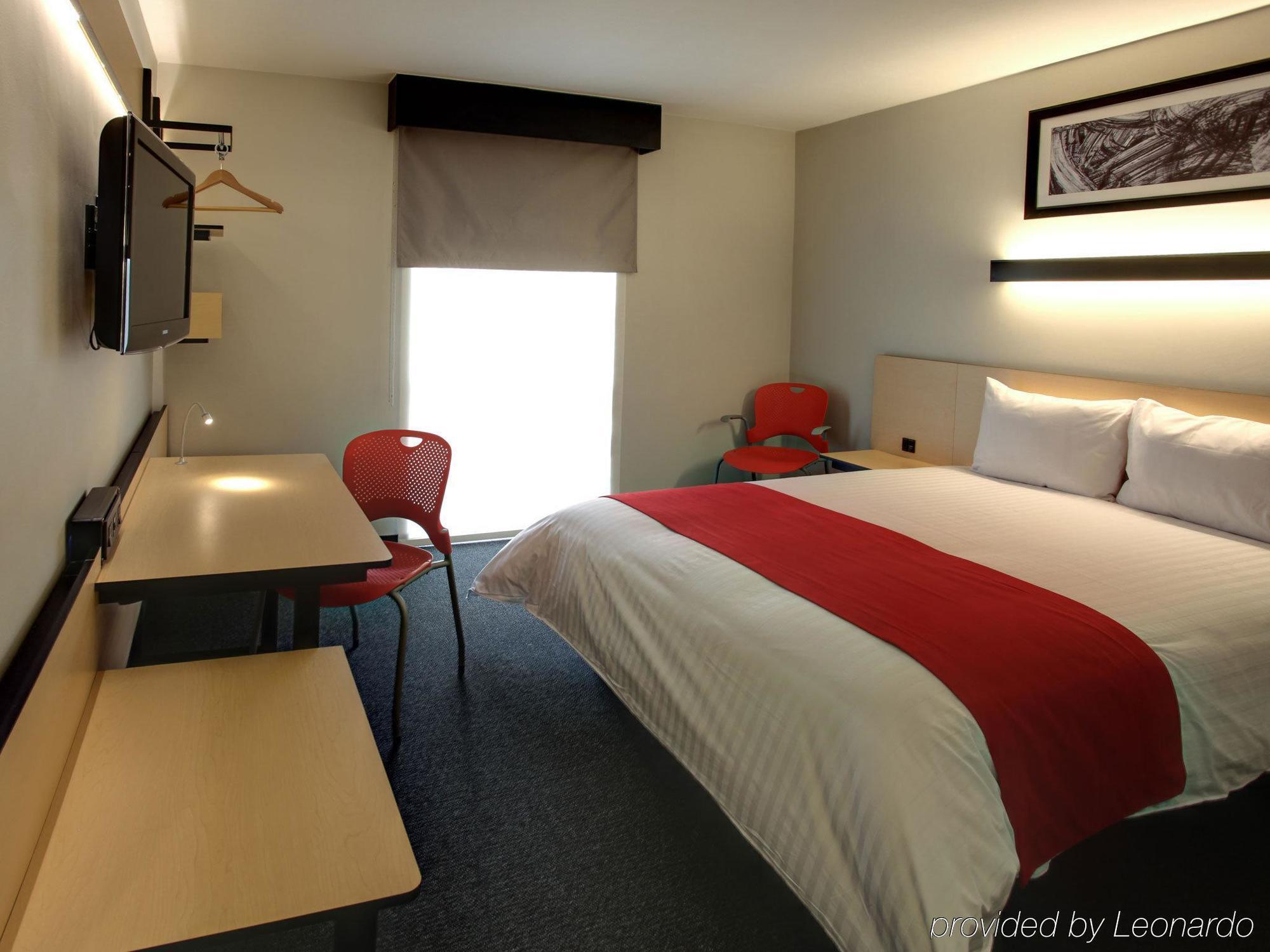 Hotel Express By Marriott Cancún