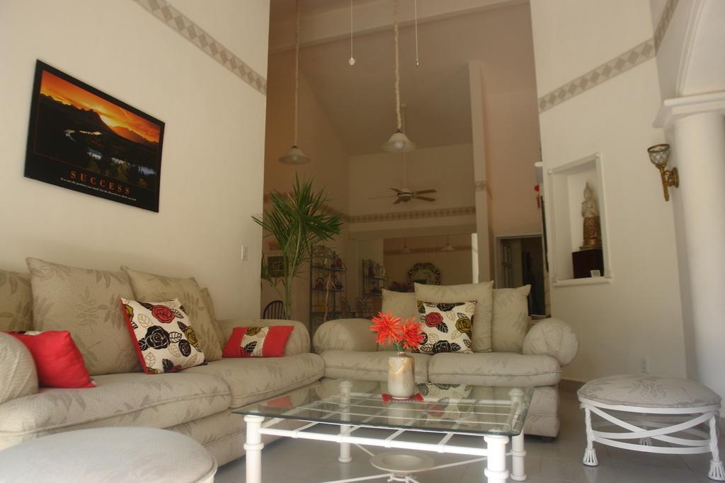 Pensión Residencia Encantos 2*