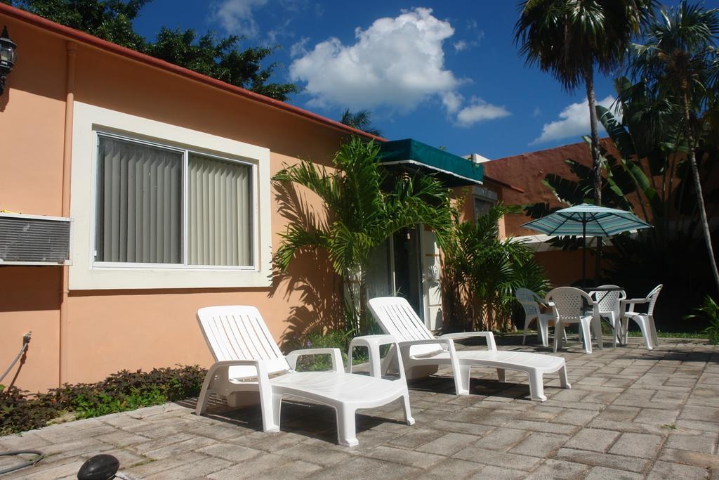 Pensión Residencia Encantos Cancún