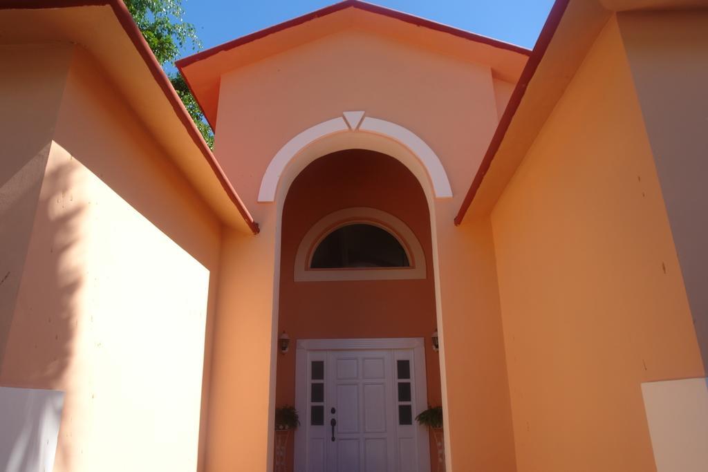 Residencia Encantos Pensión Cancún
