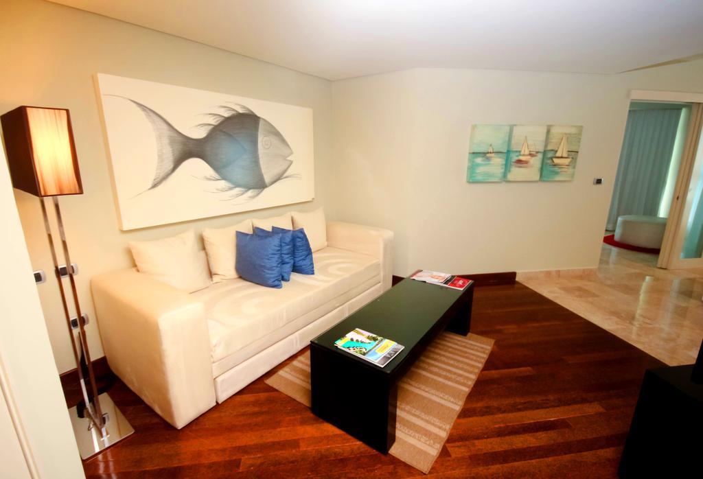 Armar House,