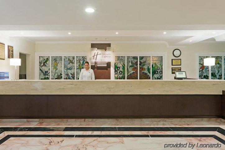 Express Cancun