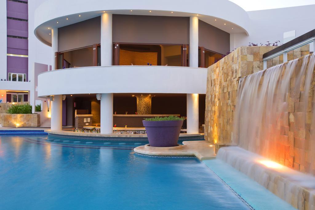 Krystal Grand Resort 5*