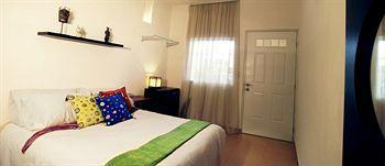 Apartahotel Art Deco Suites