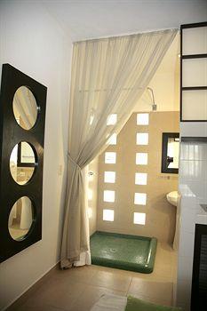 Art Deco Suites