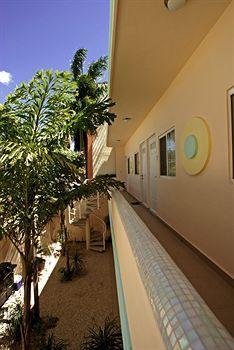 Apartahotel Art Deco Suites 2*