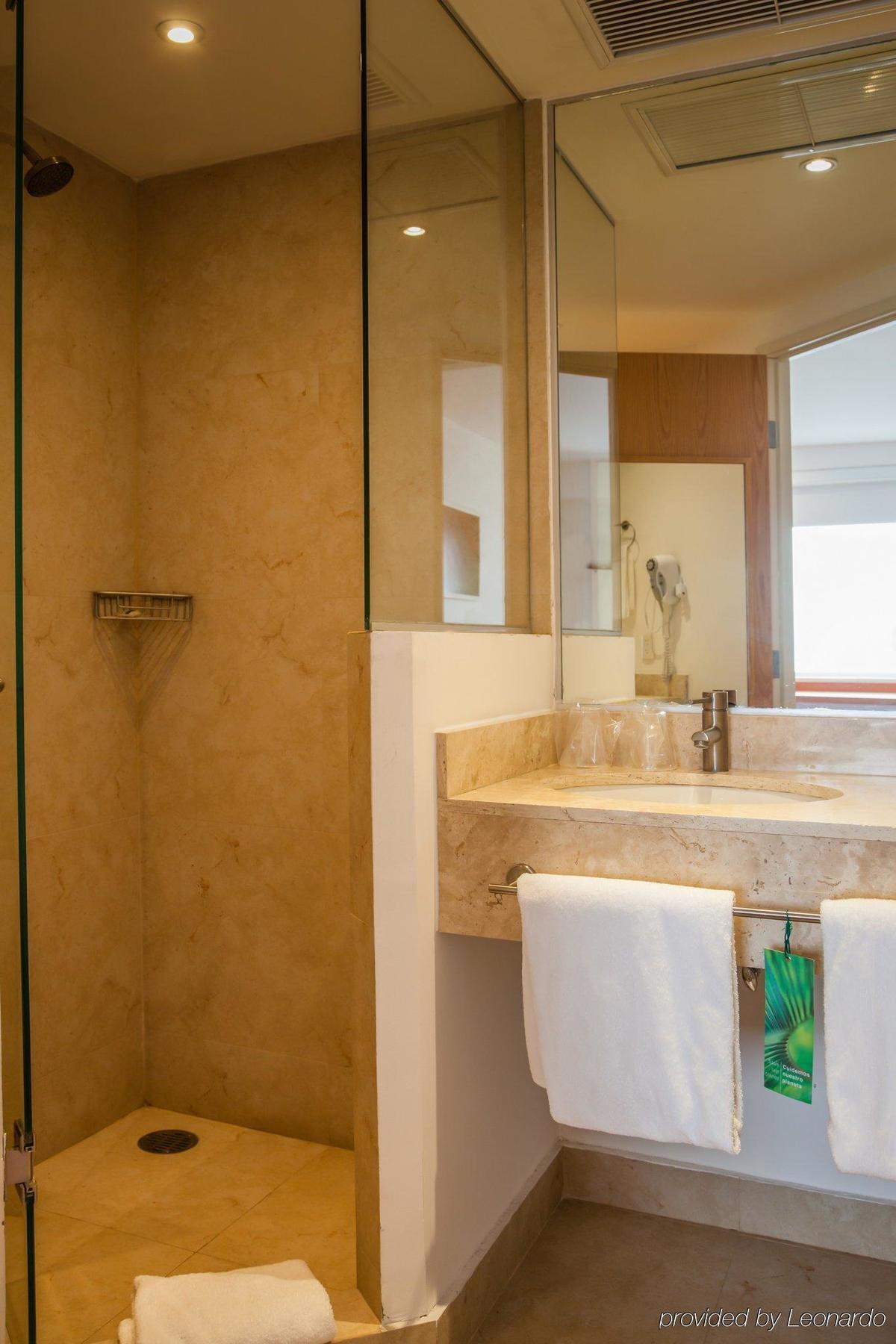 One Centro 3* Cancún
