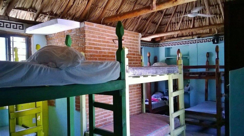 Mayan Hotel *