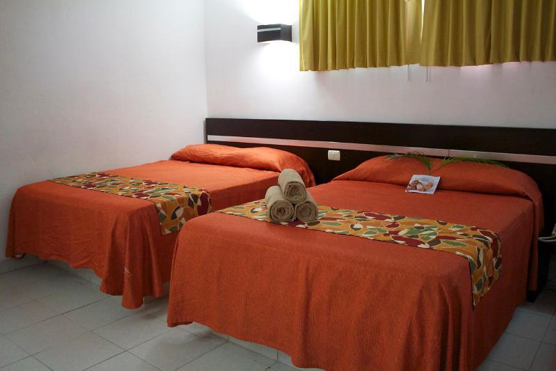 Hotel Colonial Cancún