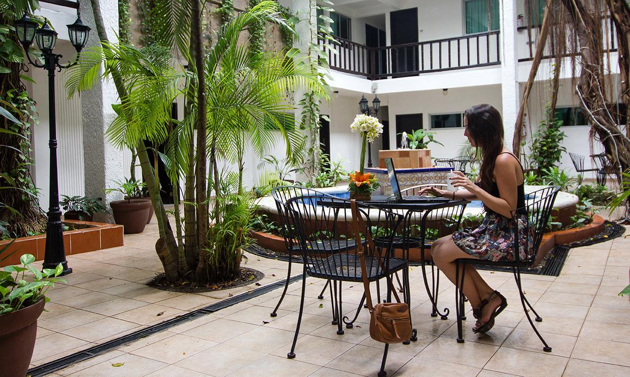 Hotel Colonial Cancún