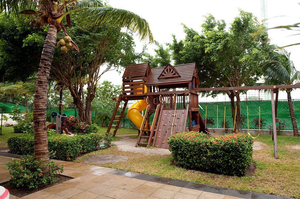 Oasis Palm Cancún