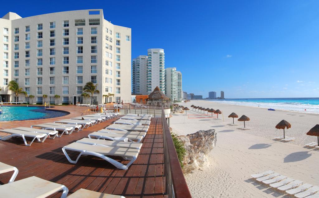 Sunset Royal 5* Cancún