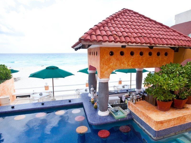 Hotel Avalon Baccara Cancún