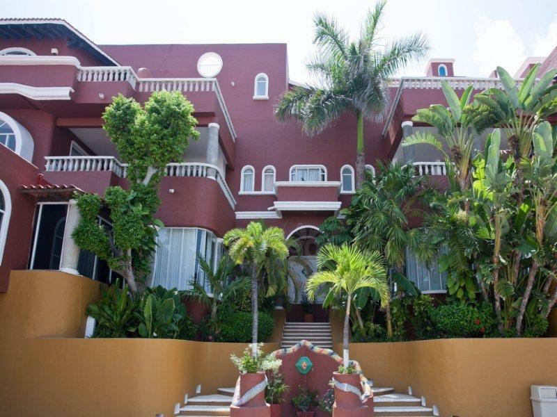 Hotel Avalon Baccara Cancún