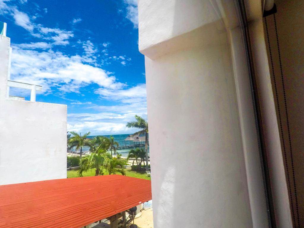 Punta Me Pensión Cancún