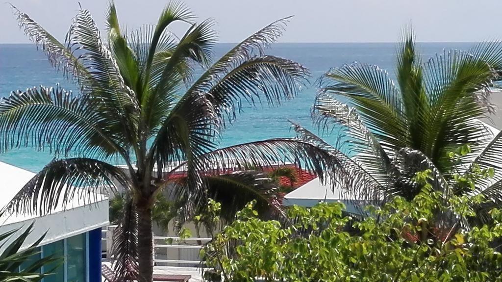 Super Cheap Zone * Cancún
