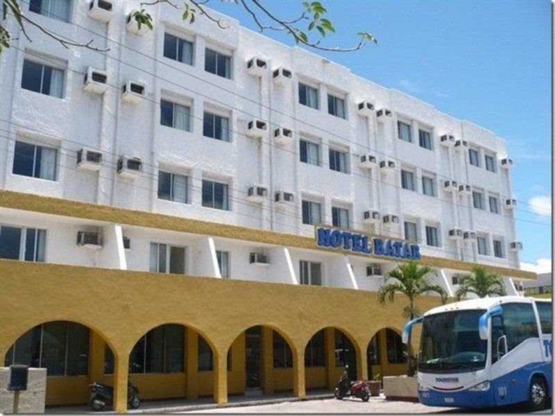 Batab Hotel 3*