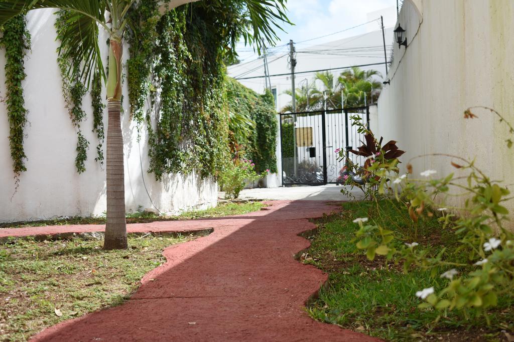 Victoria Hostal *
