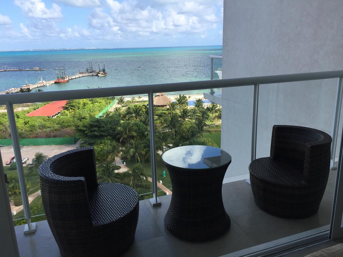 Amara Beachfront Apartamento *