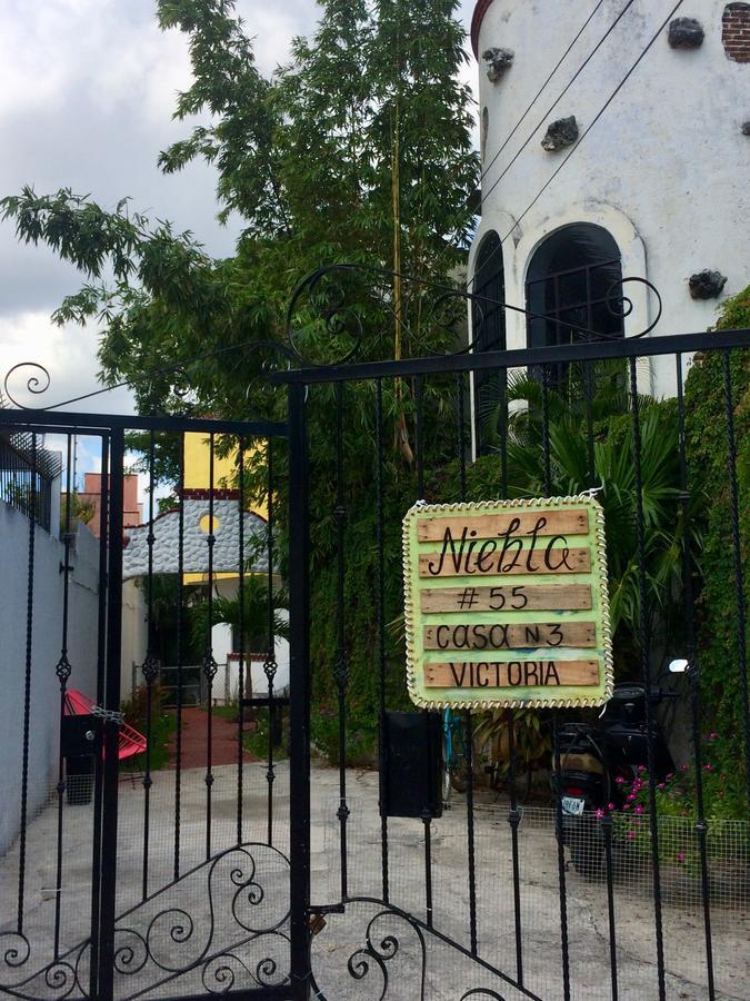 Hostal Victoria *