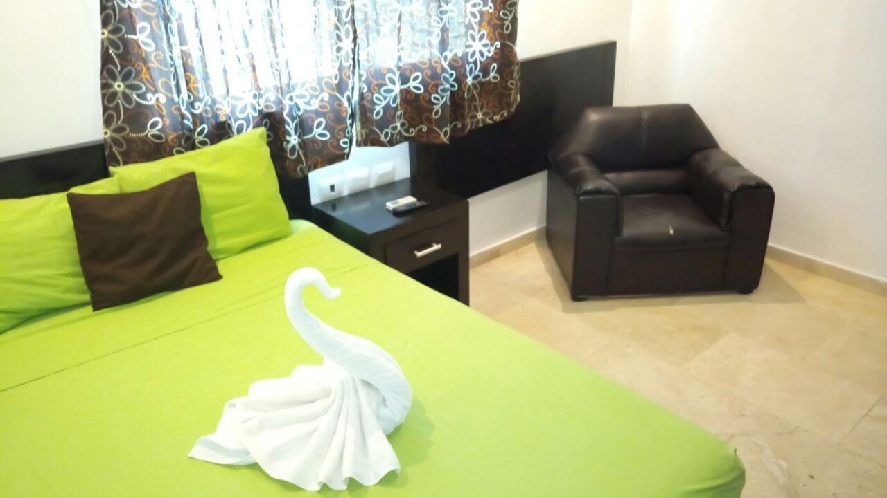 Hotel Ecosuites 4*