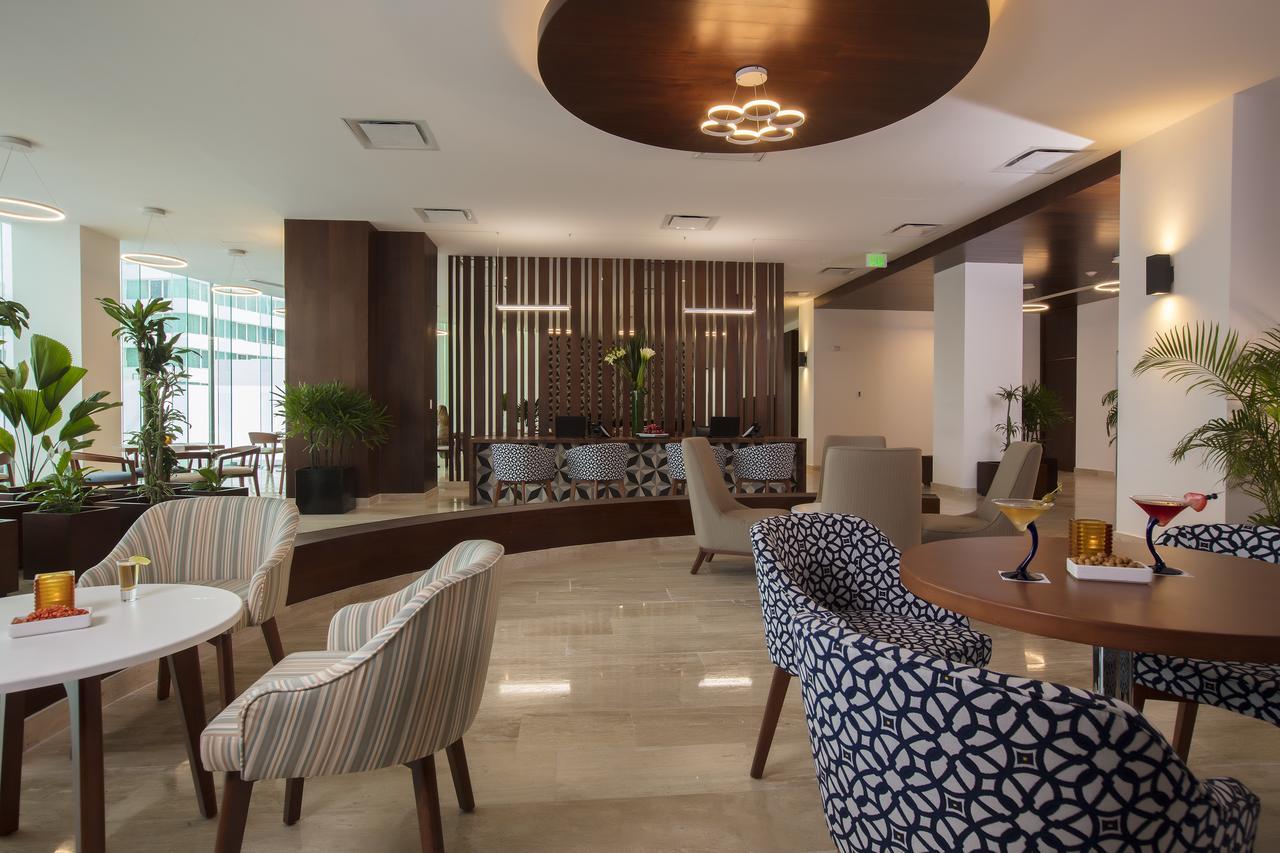 Resort Altitude At Krystal Grand 5*