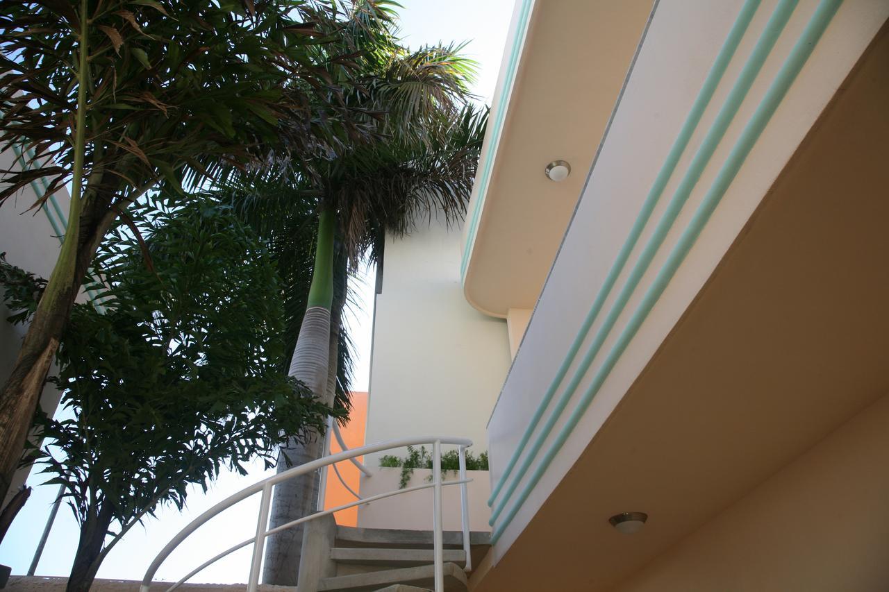 Apartahotel Art Deco Suites 2*