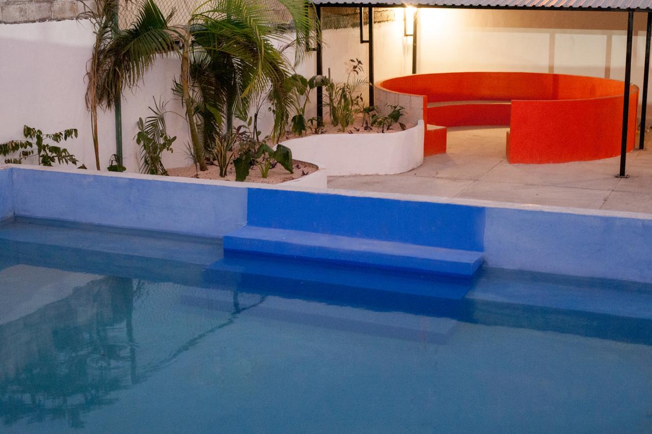 Coco Guest house 2*