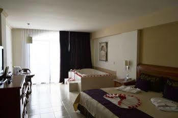 Hotel Golden Parnassus Adults Only &