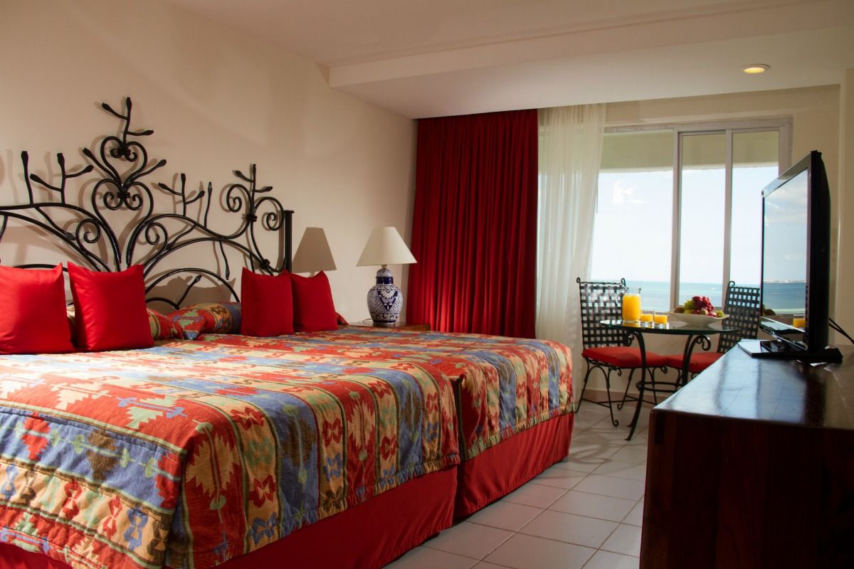 Oasis Palm Cancún