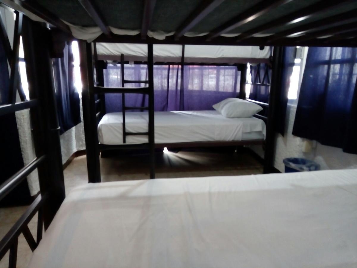Hostal Ikaro Beds (adults Only)