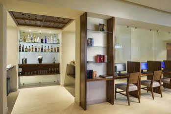 Hotel Barcelo Tucancun Beach *